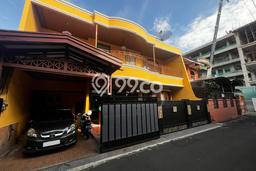 Dijual Rumah Mewah Megah Dengan View Cantik di Pondok Bambu, Jakarta Timur Dijual Rumah Mewah Megah Dengan View Cantik di Pondok Bambu, Jakarta Timur