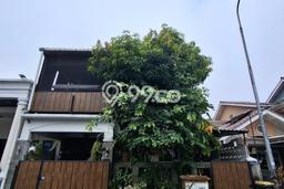 For Sale Hunian Rumah Terawat 5 KT di Jatimelati, Bekasi For Sale Hunian Rumah Terawat 5 KT di Jatimelati, Bekasi