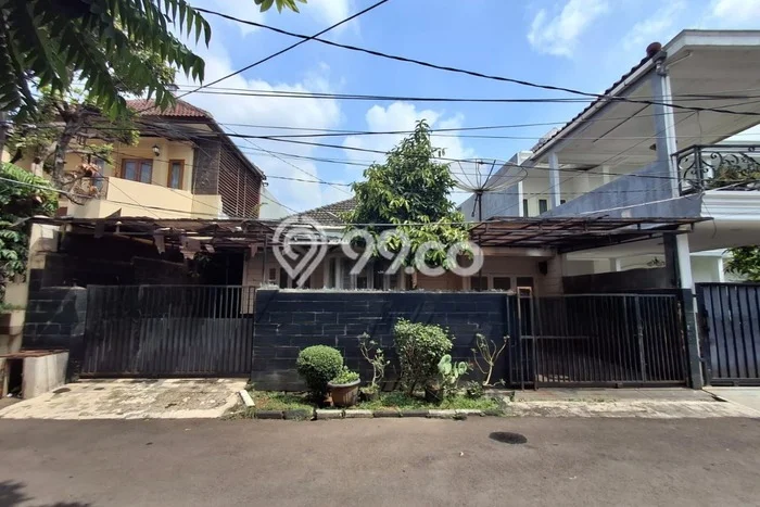 Rumah Luxury Modern Tanpa Renovasi di Pejaten Jakarta Selatan Rumah Luxury Modern Tanpa Renovasi di Pejaten Jakarta Selatan