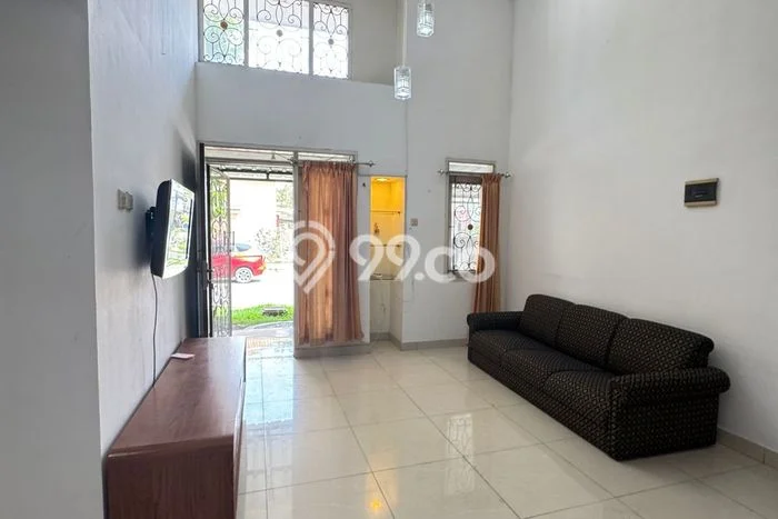 Rumah Nyaman area , 2 KT, Area Strategis, LT 126m2m² Bangunan 100m2m² Rumah Nyaman area , 2 KT, Area Strategis, LT 126m2m² Bangunan 100m2m²