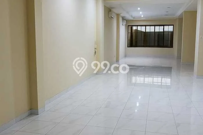Area Strategis! Disewakan Ruko Lokasi Semarang Tengah, Semarang Cocok untuk Bisnis Area Strategis! Disewakan Ruko Lokasi Semarang Tengah, Semarang Cocok untuk Bisnis