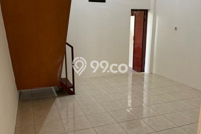 Ruko Dijual di Ngaliyan Semarang dengan Luas Bangunan 140m2 Ruko Dijual di Ngaliyan Semarang dengan Luas Bangunan 140m2