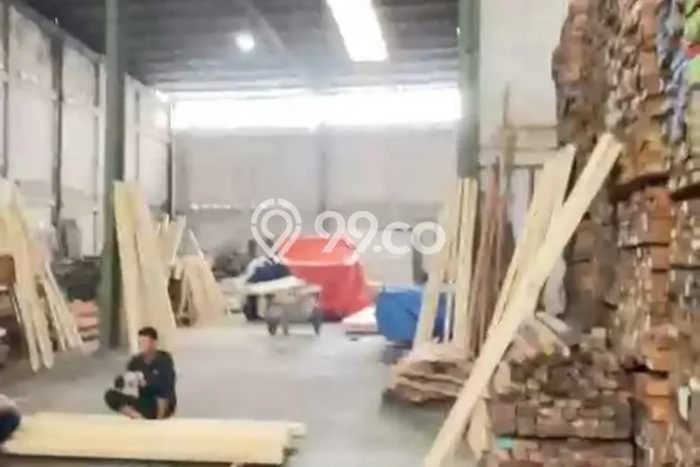 Gudang Disewa di Cikupa, Tangerang, LT 1350m2 / LB 1265m2 Gudang Disewa di Cikupa, Tangerang, LT 1350m2 / LB 1265m2