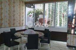 Jual Rumah Mewah Megah Dengan View Eksklusif di Taman Surya, Jakarta Barat Jual Rumah Mewah Megah Dengan View Eksklusif di Taman Surya, Jakarta Barat