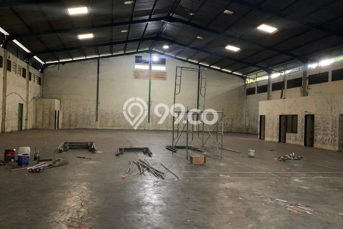 Gudang bagus disewakan di Karawaci Tangerang dengan LB 420m2 harga sewa terbaik Gudang bagus disewakan di Karawaci Tangerang dengan LB 420m2 harga sewa terbaik