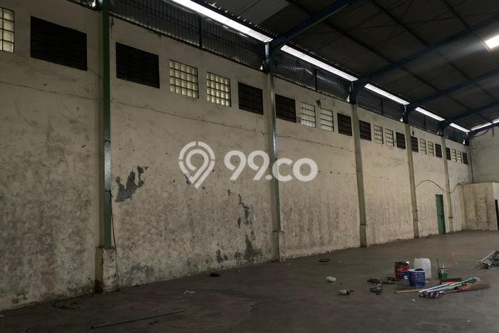 Gudang disewakan lokasi strategis Karawaci Tangerang 1100m2 Gudang disewakan lokasi strategis Karawaci Tangerang 1100m2