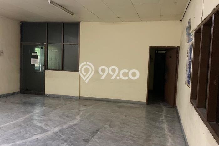 Gudang disewakan lokasi strategis Karawaci Tangerang 1100m2 Gudang disewakan lokasi strategis Karawaci Tangerang 1100m2