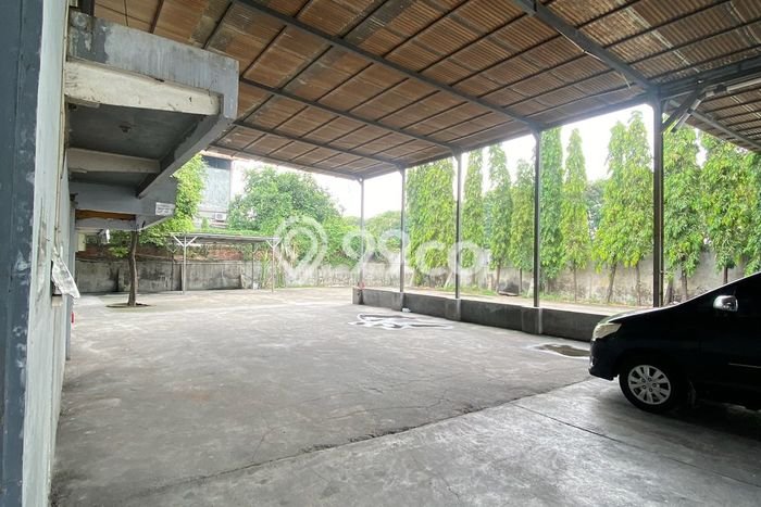 Unit Komersial Disewakan di Jakarta Barat Area Strategis Harga Kompetitif Unit Komersial Disewakan di Jakarta Barat Area Strategis Harga Kompetitif