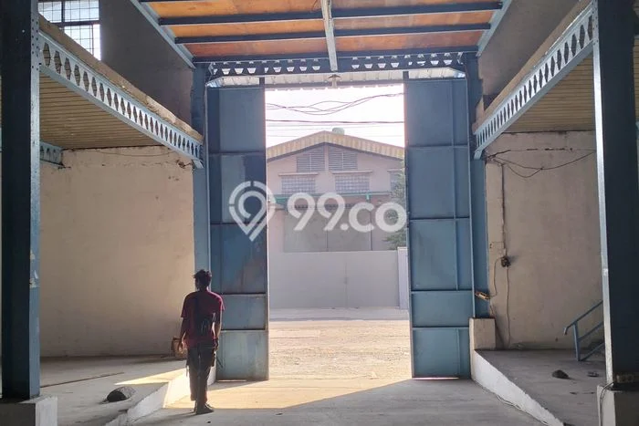 Gudang Disewakan di Area Ramai Cengkareng, Jakarta Barat Gudang Disewakan di Area Ramai Cengkareng, Jakarta Barat