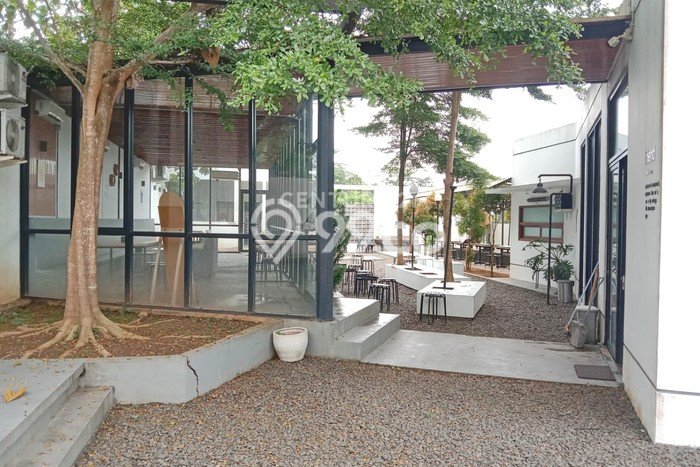 LOKASI SUPER STRATEGIS! Ruko di Cipocok Jaya, Luas 400m², Area Bisnis LOKASI SUPER STRATEGIS! Ruko di Cipocok Jaya, Luas 400m², Area Bisnis