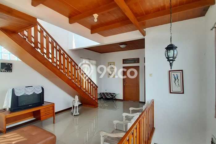 Ready to Use! Premium House LT 380m2 Desain Elegan di Parongpong Ready to Use! Premium House LT 380m2 Desain Elegan di Parongpong