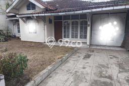 Hunian Mewah LB 258m2 Siap Huni Desain Elegan di Sudirman, Bandung Hunian Mewah LB 258m2 Siap Huni Desain Elegan di Sudirman, Bandung