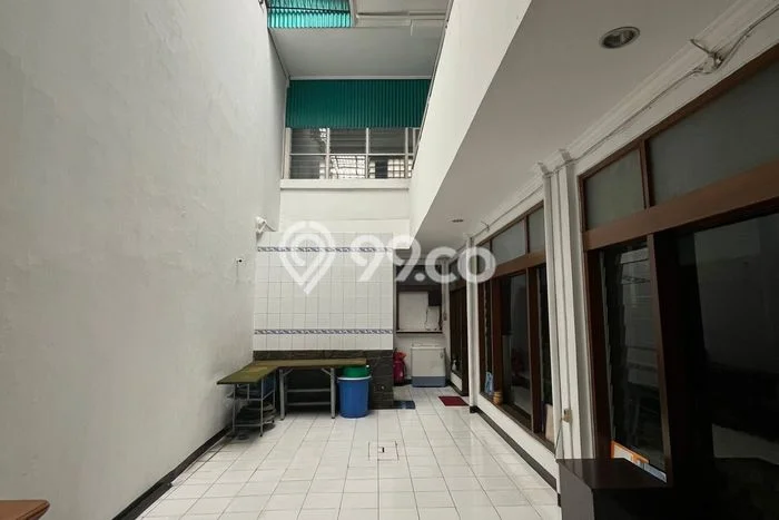 Ruko Dijual di Prime Area Bandung Luas 259m2 Ruko Dijual di Prime Area Bandung Luas 259m2