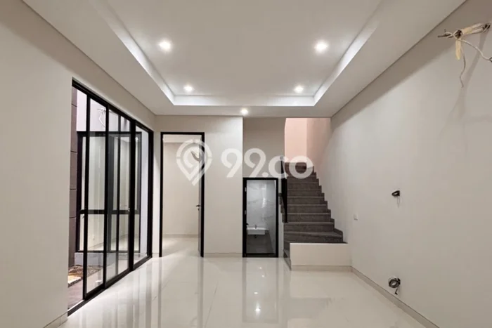 Rumah Eksklusif Dijual LT 12m2 di Manyar, Gresik Rumah Eksklusif Dijual LT 12m2 di Manyar, Gresik