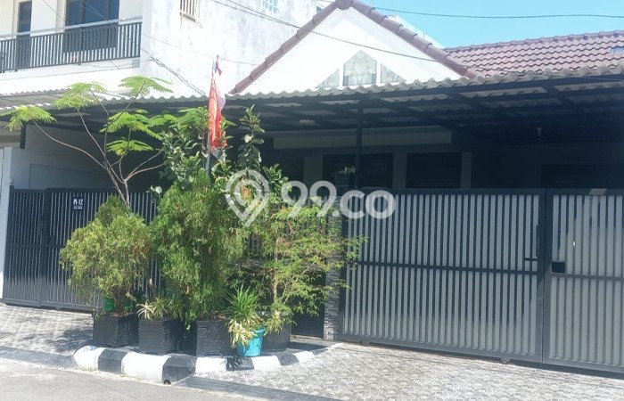 Dijual Cepat Rumah Bagus Siap Huni LB 130m2 di Mulyorejo, Surabaya Dijual Cepat Rumah Bagus Siap Huni LB 130m2 di Mulyorejo, Surabaya