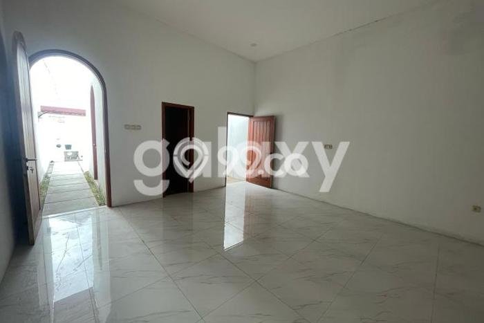 For Sale Rumah 2 Kamar Lokasi Strategis Nyaman dan Strategis di Gedangan For Sale Rumah 2 Kamar Lokasi Strategis Nyaman dan Strategis di Gedangan