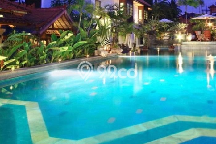 Hotel Kawasan Komersial di Kuta, Luas 2810m², Jalan Utama Hotel Kawasan Komersial di Kuta, Luas 2810m², Jalan Utama