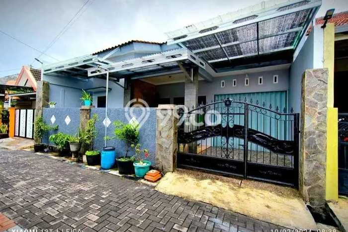 Rumah Modern Cantik 3 KT Siap Huni di Pedurungan Rumah Modern Cantik 3 KT Siap Huni di Pedurungan