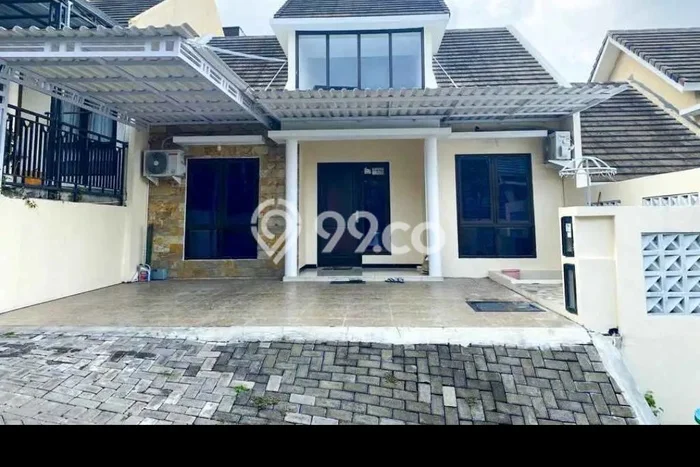 Dijual Cepat Rumah Bagus Siap Huni LB 100m2 di Tembalang, Semarang Dijual Cepat Rumah Bagus Siap Huni LB 100m2 di Tembalang, Semarang