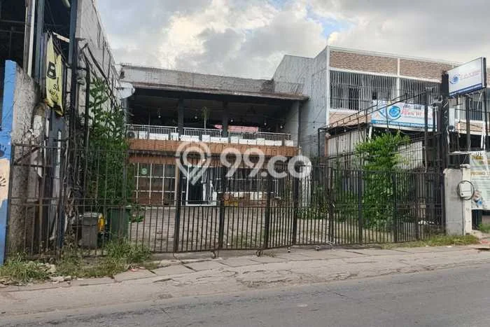 Ruko untuk Disewa di Pusat Bekasi Luas Bangunan 600m2 Ruko untuk Disewa di Pusat Bekasi Luas Bangunan 600m2