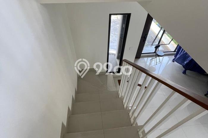 Lokasi terbaik! Rumah siap huni dikontrakkan di Cakung LB 120m2 Lokasi terbaik! Rumah siap huni dikontrakkan di Cakung LB 120m2