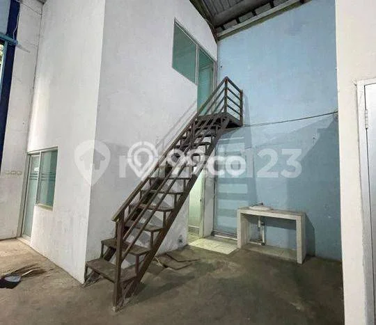 Gudang disewakan lokasi strategis Bekasi Selatan Bekasi 200m2 Gudang disewakan lokasi strategis Bekasi Selatan Bekasi 200m2