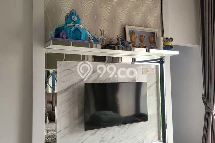 Siap Huni Rumah Mewah 5 Kamar di Kelapa Gading Dekat ke Mana Pun Siap Huni Rumah Mewah 5 Kamar di Kelapa Gading Dekat ke Mana Pun