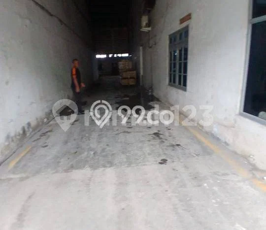 Disewakan Gudang komersial di Bekasi Selatan luas bangunan 1000m2 Disewakan Gudang komersial di Bekasi Selatan luas bangunan 1000m2