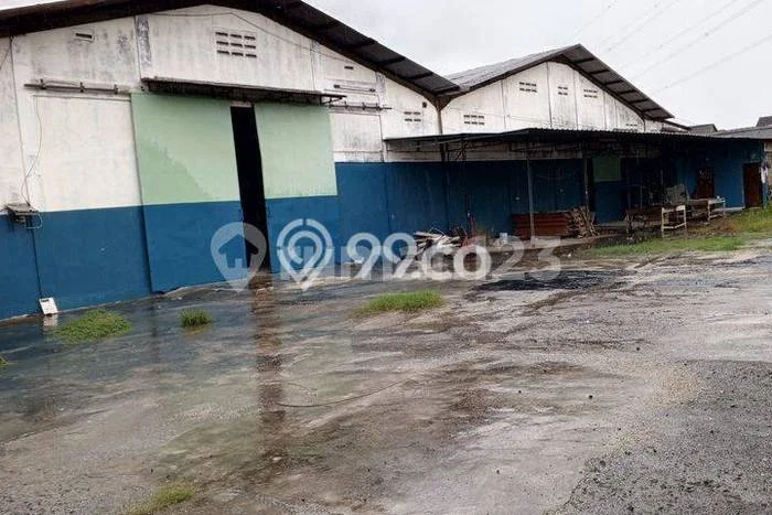 Unit Gudang Disewa Lokasi Bekasi Utara, Bekasi Spesifikasi Luas Bangunan 2000m2 Unit Gudang Disewa Lokasi Bekasi Utara, Bekasi Spesifikasi Luas Bangunan 2000m2