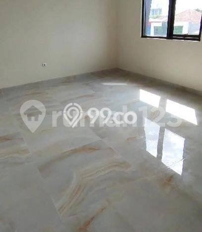 Disewakan Ruko komersial di Jatisampurna luas bangunan 480m2 Disewakan Ruko komersial di Jatisampurna luas bangunan 480m2
