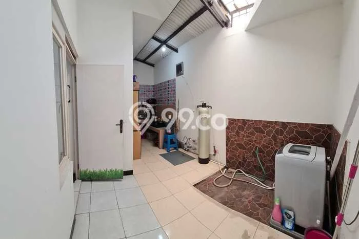 Rumah Minimalis 2 KT di Taman Kopo Indah Bandung Semi Furnished Rumah Minimalis 2 KT di Taman Kopo Indah Bandung Semi Furnished