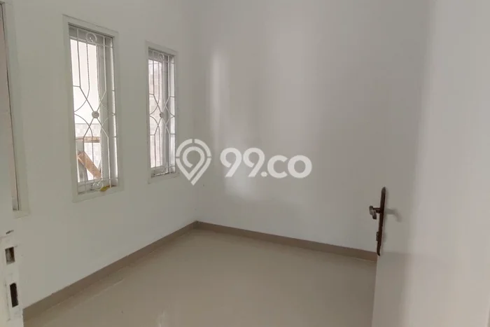 Rumah Luas Asri 3 KT Siap Huni di Taman Kopo Indah Bandung Rumah Luas Asri 3 KT Siap Huni di Taman Kopo Indah Bandung
