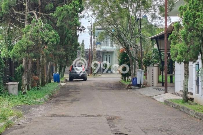 Rumah Luas Asri 3 KT Siap Pakai di Kopo Bandung Rumah Luas Asri 3 KT Siap Pakai di Kopo Bandung