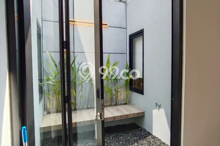 Rumah Modern 3 KT di Kota Baru Parahyangan Bandung Full Furnished Rumah Modern 3 KT di Kota Baru Parahyangan Bandung Full Furnished