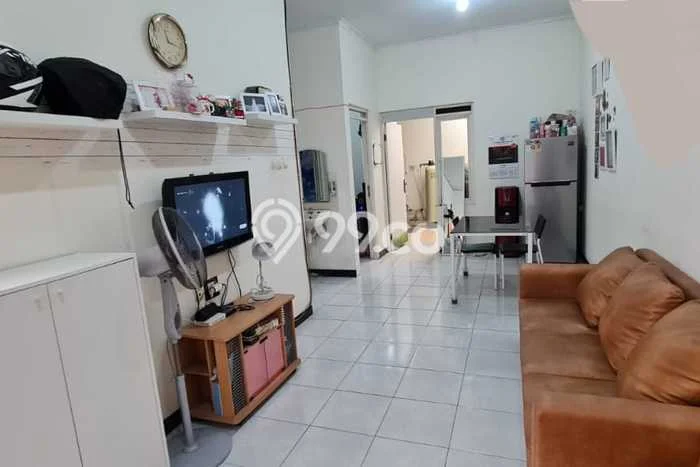 Rumah Minimalis 2 KT di Taman Kopo Indah Bandung Semi Furnished Rumah Minimalis 2 KT di Taman Kopo Indah Bandung Semi Furnished