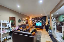 Rumah Luas Asri 3 KT Siap Huni di Kota Baru Parahyangan Bandung Rumah Luas Asri 3 KT Siap Huni di Kota Baru Parahyangan Bandung