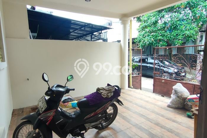 Rumah Luas Asri 3 KT Siap Pakai di Cikupa Citra Raya Tangerang Rumah Luas Asri 3 KT Siap Pakai di Cikupa Citra Raya Tangerang