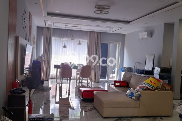 Hunian Mewah LB 190m2 Siap Huni Desain Elegan di Suvarna Sutera, Tangerang Hunian Mewah LB 190m2 Siap Huni Desain Elegan di Suvarna Sutera, Tangerang