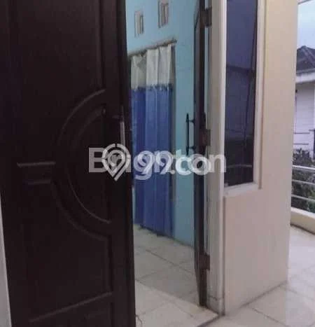 Disewakan Hunian Konsep Modern di Semarang Tengah Semarang dengan 3 Kamar Disewakan Hunian Konsep Modern di Semarang Tengah Semarang dengan 3 Kamar