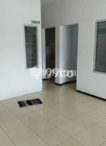 Unit Gudang Tersedia di Malang Kota Spesifikasi LB 1350m2 Unit Gudang Tersedia di Malang Kota Spesifikasi LB 1350m2