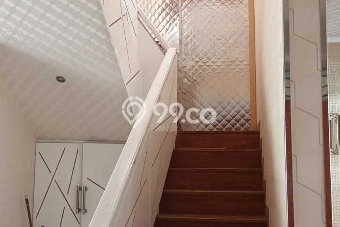 Rumah Kontrakan Jakarta Pusat LT 125m2 LB 121m2 Area Thamrin Rumah Kontrakan Jakarta Pusat LT 125m2 LB 121m2 Area Thamrin