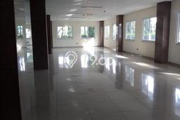 Unit Kantor Disewakan di Cikini di Area Ramai & Strategis Unit Kantor Disewakan di Cikini di Area Ramai & Strategis