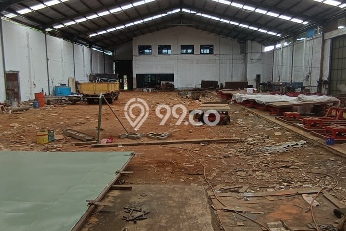 Unit Gudang Disewakan di Alam Sutera di Area Ramai & Strategis Unit Gudang Disewakan di Alam Sutera di Area Ramai & Strategis