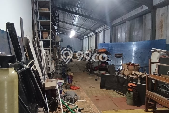 Unit Gudang Disewakan di Alam Sutera di Area Ramai & Strategis Unit Gudang Disewakan di Alam Sutera di Area Ramai & Strategis