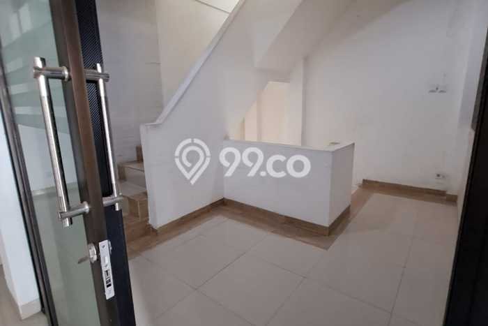 Area Strategis! Disewakan Ruko Lokasi Tangerang, Tangerang Cocok untuk Bisnis Area Strategis! Disewakan Ruko Lokasi Tangerang, Tangerang Cocok untuk Bisnis