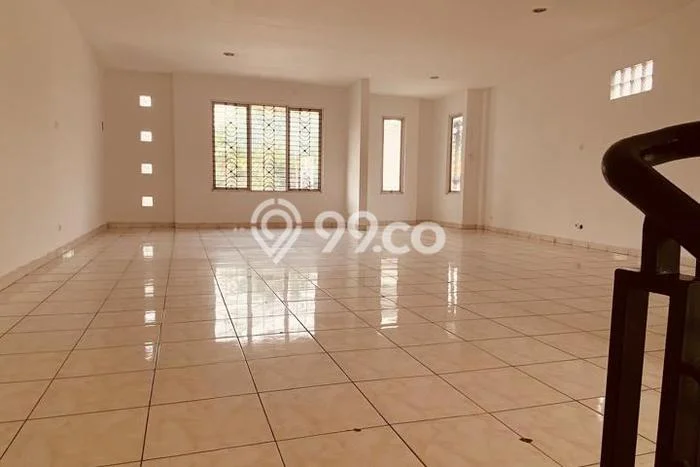 LOKASI STRATEGIS! Ruko Kawasan Bintaro, Luas 189m², Area Ramai, Ready Operasional LOKASI STRATEGIS! Ruko Kawasan Bintaro, Luas 189m², Area Ramai, Ready Operasional