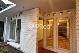 Rumah Modern 3 KT di Bintaro Tangerang Selatan Unfurnished Rumah Modern 3 KT di Bintaro Tangerang Selatan Unfurnished