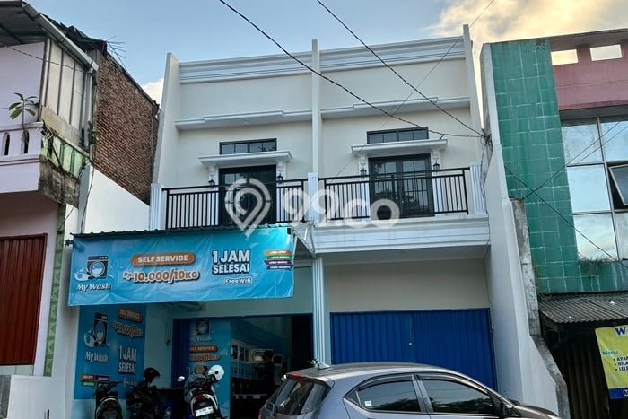 FOR SALE! Ruko di Semarang Selatan Semarang, LT 160m2, LB 192m2 FOR SALE! Ruko di Semarang Selatan Semarang, LT 160m2, LB 192m2