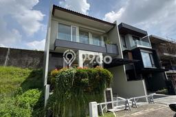 Rumah Luxury Modern Tanpa Renovasi di Candi Golf Semarang Rumah Luxury Modern Tanpa Renovasi di Candi Golf Semarang