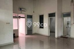 Lokasi terbaik! Rumah siap huni disewakan di Antapani LB 230m2 Lokasi terbaik! Rumah siap huni disewakan di Antapani LB 230m2